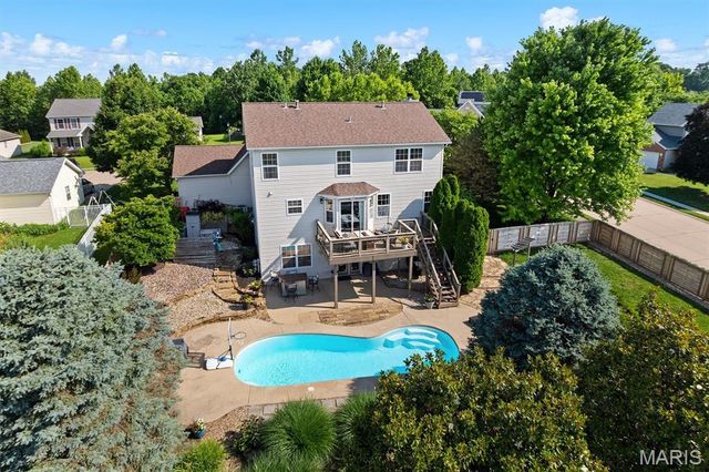 107 Crystal Gate Lane, Glen Carbon, IL 62034