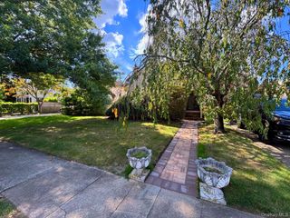 80 Henry Street, South Merrick, NY 11566