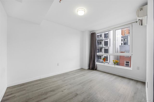 35-20 146th Street 5C, Flushing, NY 11354