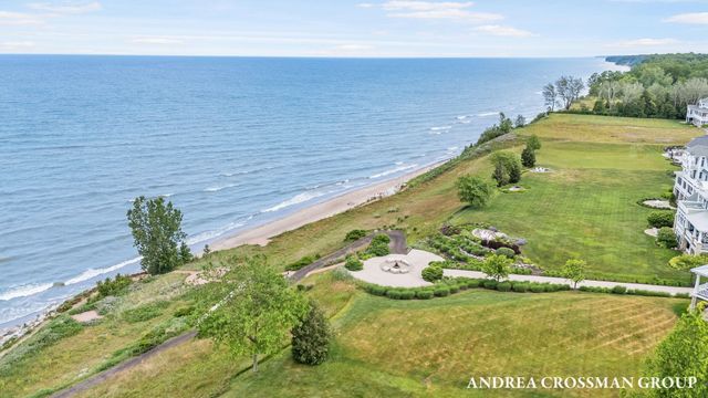 688 Waters Edge Drive Site 15, South Haven, MI 49090