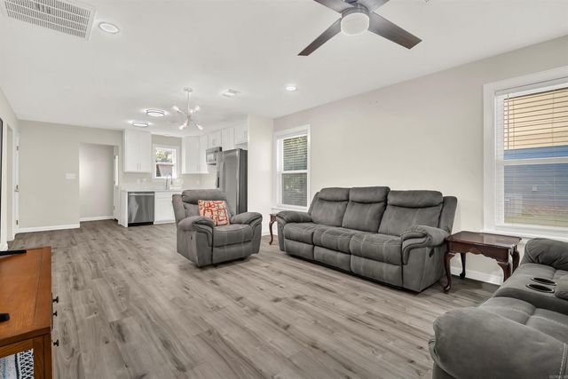 409 N St. Jacob Street, Morrilton, AR 72110
