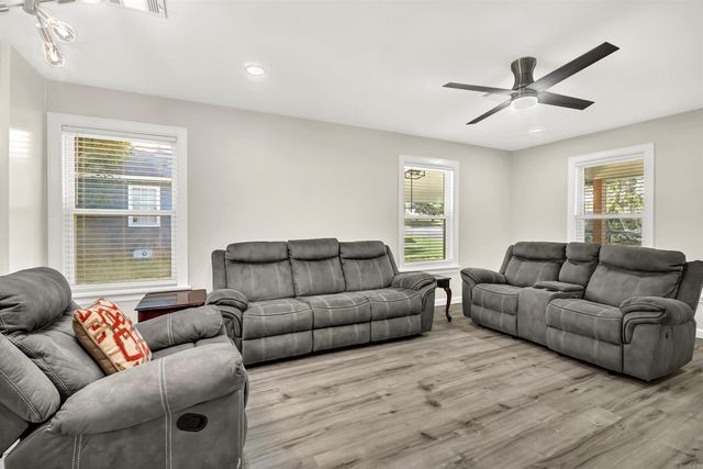 409 N St. Jacob Street, Morrilton, AR 72110