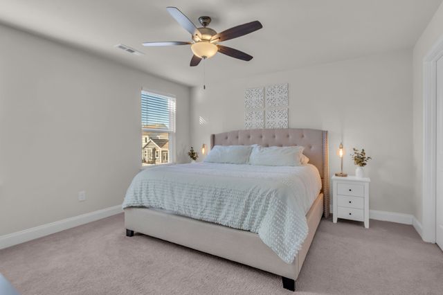 5614 Shelton Blvd, Murfreesboro, TN 37129