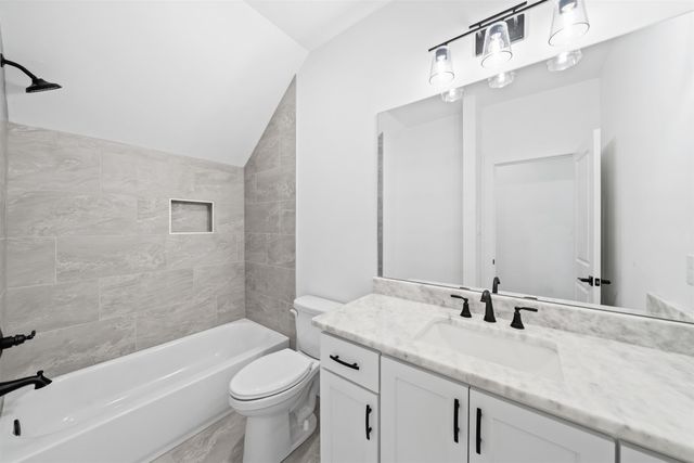229 GRAND STEEPLE DR, Collierville, TN 38017