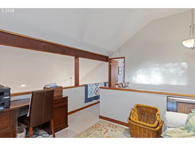 600 ISLAND Dr 15, Gleneden Beach, OR 97388