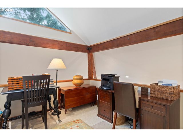 600 ISLAND Dr 15, Gleneden Beach, OR 97388
