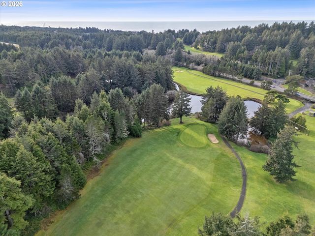 600 ISLAND Dr 15, Gleneden Beach, OR 97388