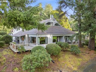 600 ISLAND Dr 15, Gleneden Beach, OR 97388