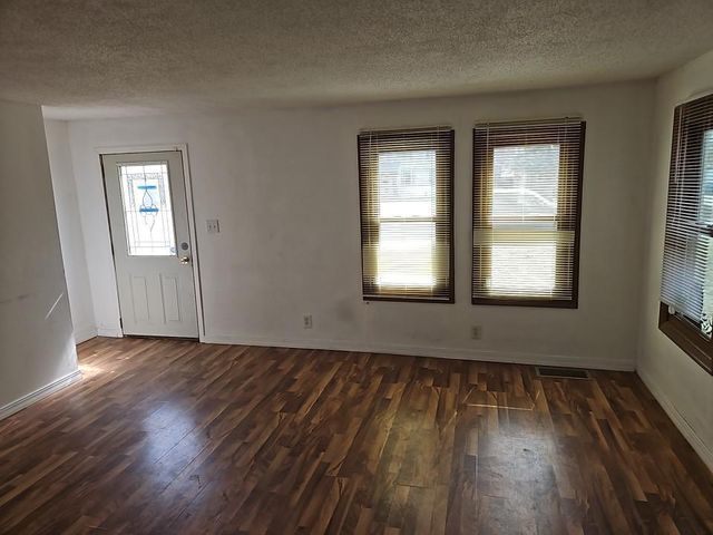 729 Brisbin Street, Anoka, MN 55303