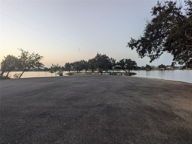 914 Indian Creek Drive, Granbury, TX 76048