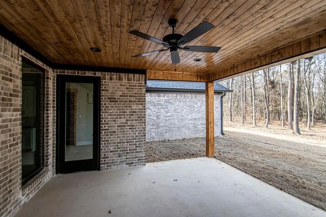 3092 Avilla Manor Trail, Alexander, AR 72002