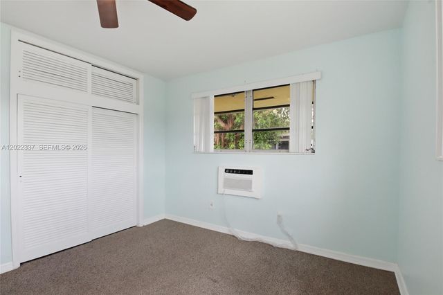 26 NW 170th St 26, North Miami Beach, FL 33169
