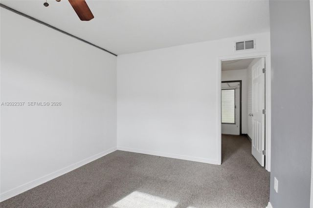 26 NW 170th St 26, North Miami Beach, FL 33169