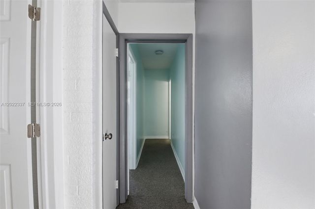 26 NW 170th St 26, North Miami Beach, FL 33169