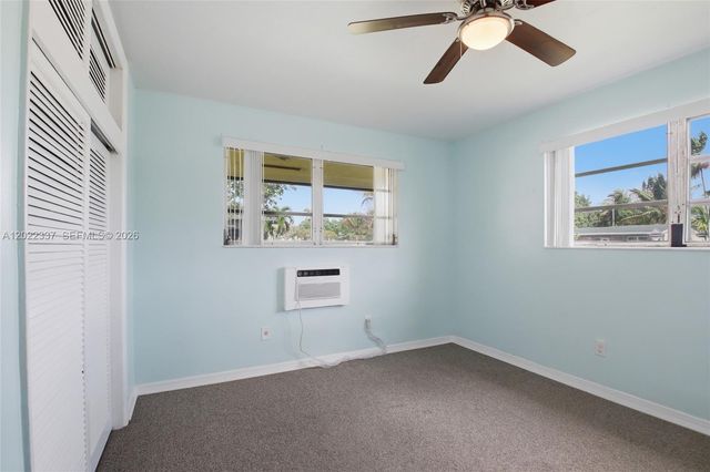 26 NW 170th St 26, North Miami Beach, FL 33169