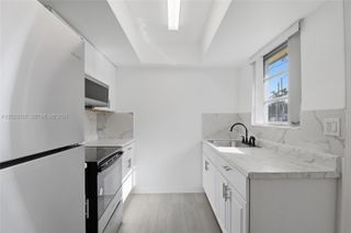 26 NW 170th St 26, North Miami Beach, FL 33169