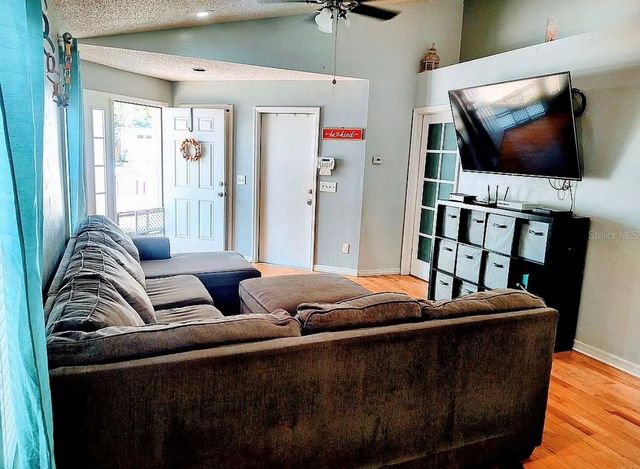 755 CAPE COD CIRCLE, Valrico, FL 33594