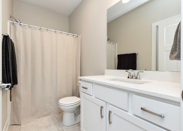 2812 Yordi Drive, Norwalk, IA 50211