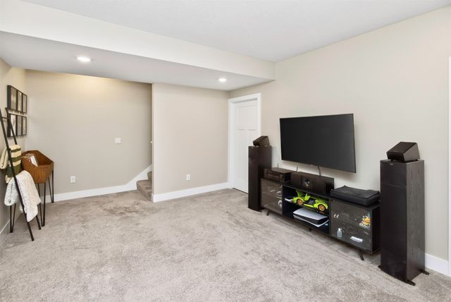 2812 Yordi Drive, Norwalk, IA 50211