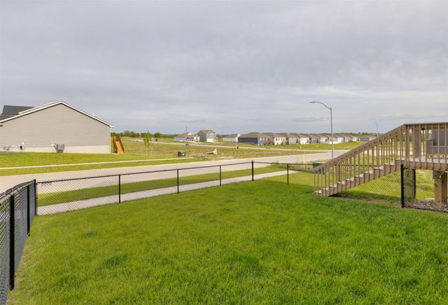 2812 Yordi Drive, Norwalk, IA 50211
