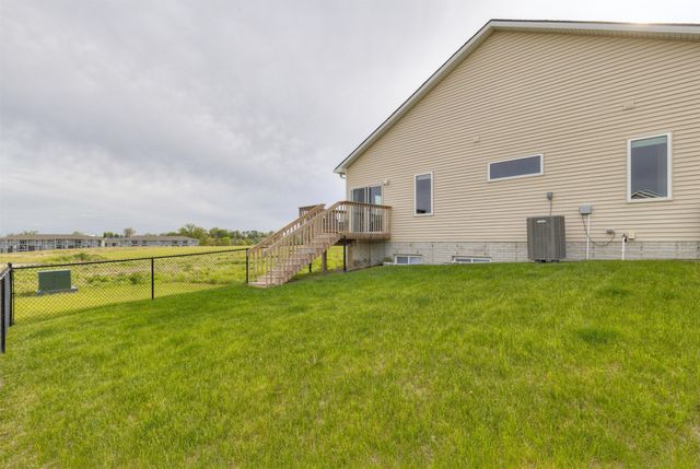 2812 Yordi Drive, Norwalk, IA 50211