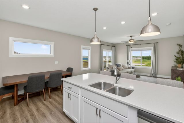 2812 Yordi Drive, Norwalk, IA 50211