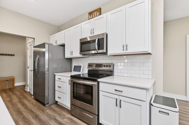 2812 Yordi Drive, Norwalk, IA 50211