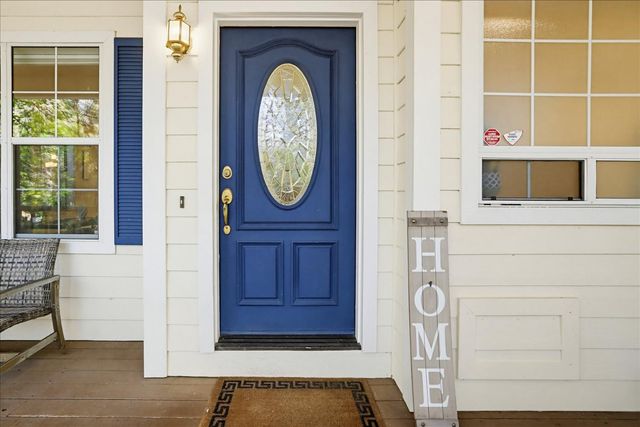 21324 Oak Ridge Dr, Grass Valley, CA 95945