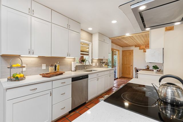 7670 Old Santa Fe Trail, Santa Fe, NM 87505