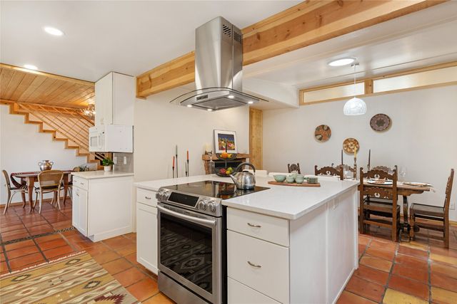 7670 Old Santa Fe Trail, Santa Fe, NM 87505
