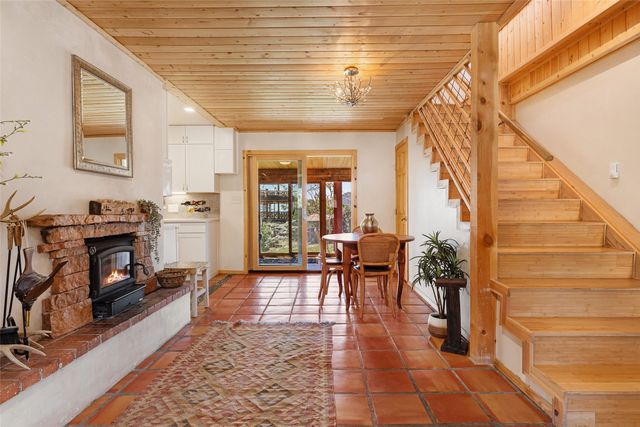 7670 Old Santa Fe Trail, Santa Fe, NM 87505