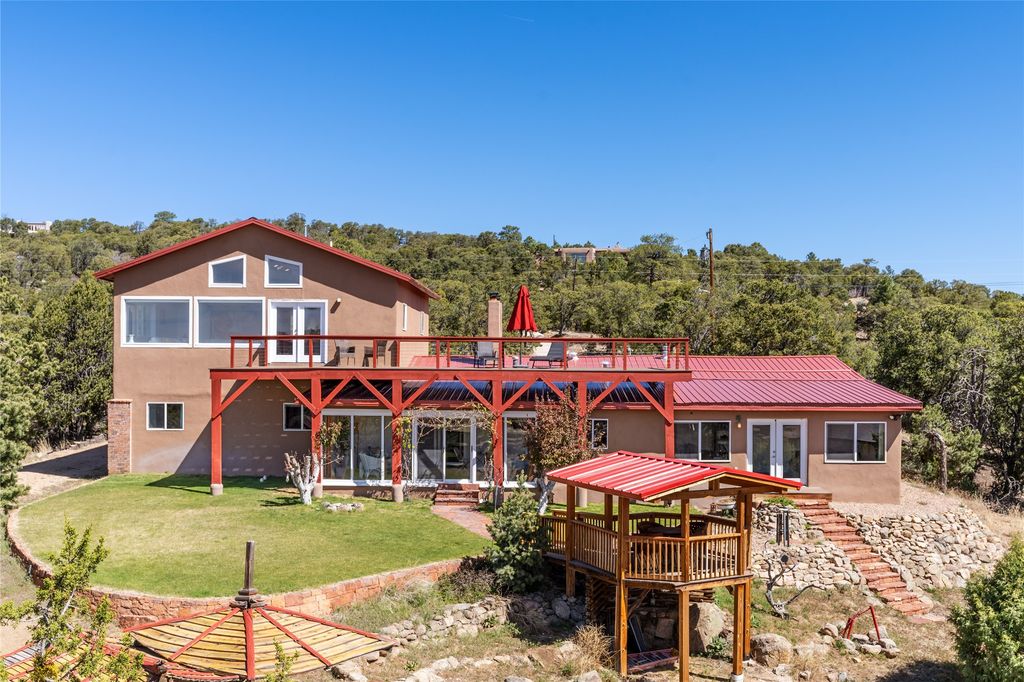 7670 Old Santa Fe Trail, Santa Fe, NM 87505