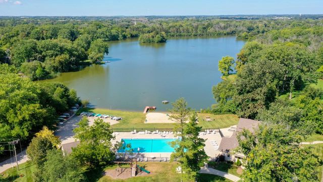 10339 N Versailles COURT, Mequon, WI 53092