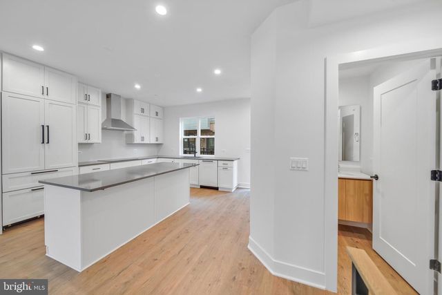 5420 GOSHAWK ALY, Bethesda, MD 20816