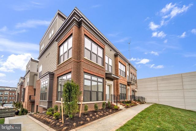 5420 GOSHAWK ALY, Bethesda, MD 20816