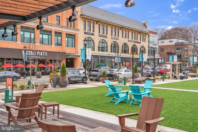 5420 GOSHAWK ALY, Bethesda, MD 20816