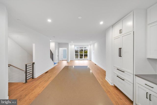 5420 GOSHAWK ALY, Bethesda, MD 20816