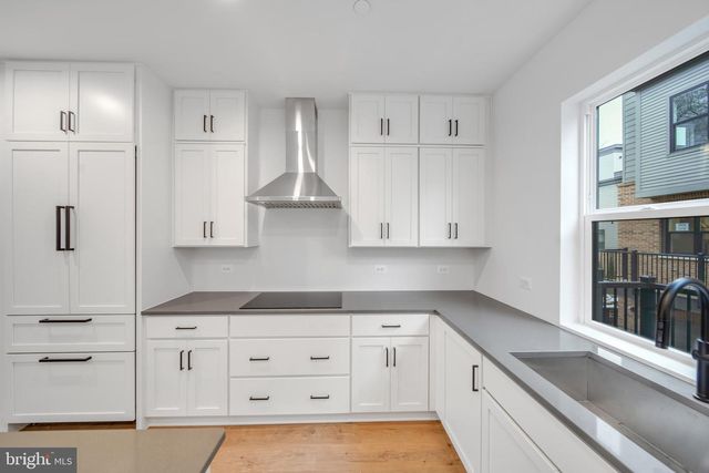 5420 GOSHAWK ALY, Bethesda, MD 20816