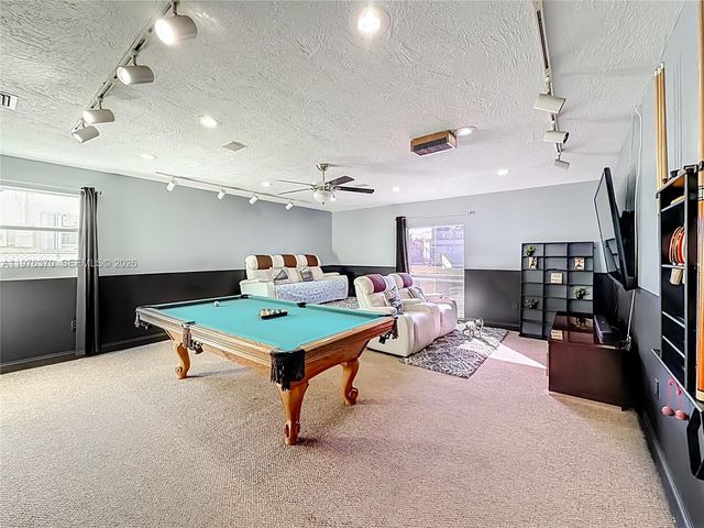 2913 Dolphin Dr, Miramar, FL 33025