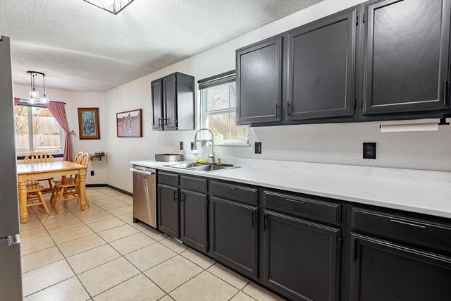 2845 W Cherokee Street, Springfield, MO 65807