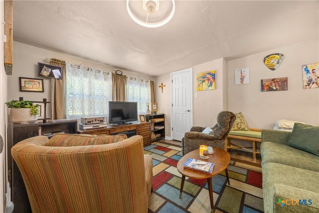 1813 S 9th Street, Temple, TX 76504