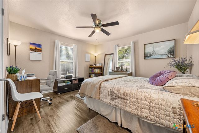 1813 S 9th Street, Temple, TX 76504