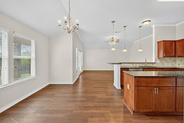 409 Long Point Dr, Portland, TX 78374