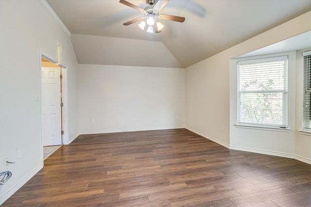 409 Long Point Dr, Portland, TX 78374