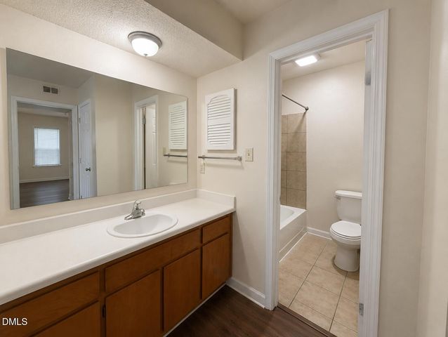 2506 Avent Ferry Road 101, Raleigh, NC 27606