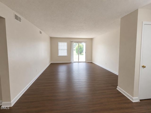 2506 Avent Ferry Road 101, Raleigh, NC 27606