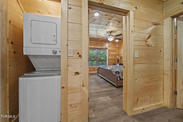 1516 Rainbow Ridge Way, Sevierville, TN 37862