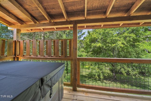 1516 Rainbow Ridge Way, Sevierville, TN 37862