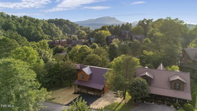 1516 Rainbow Ridge Way, Sevierville, TN 37862