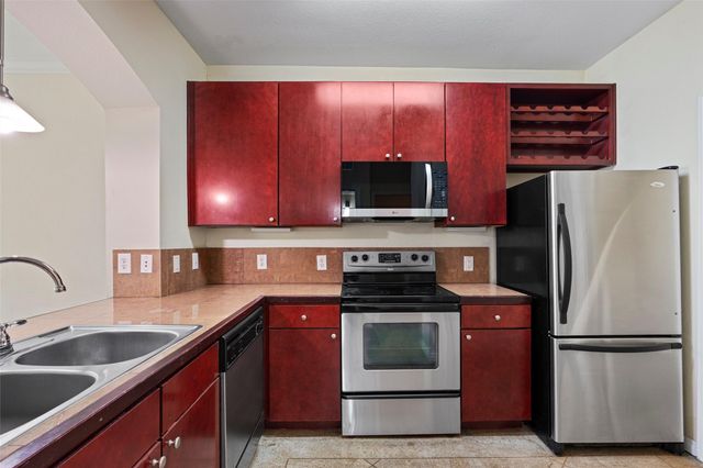2505 San Gabriel ST 308, Austin, TX 78705